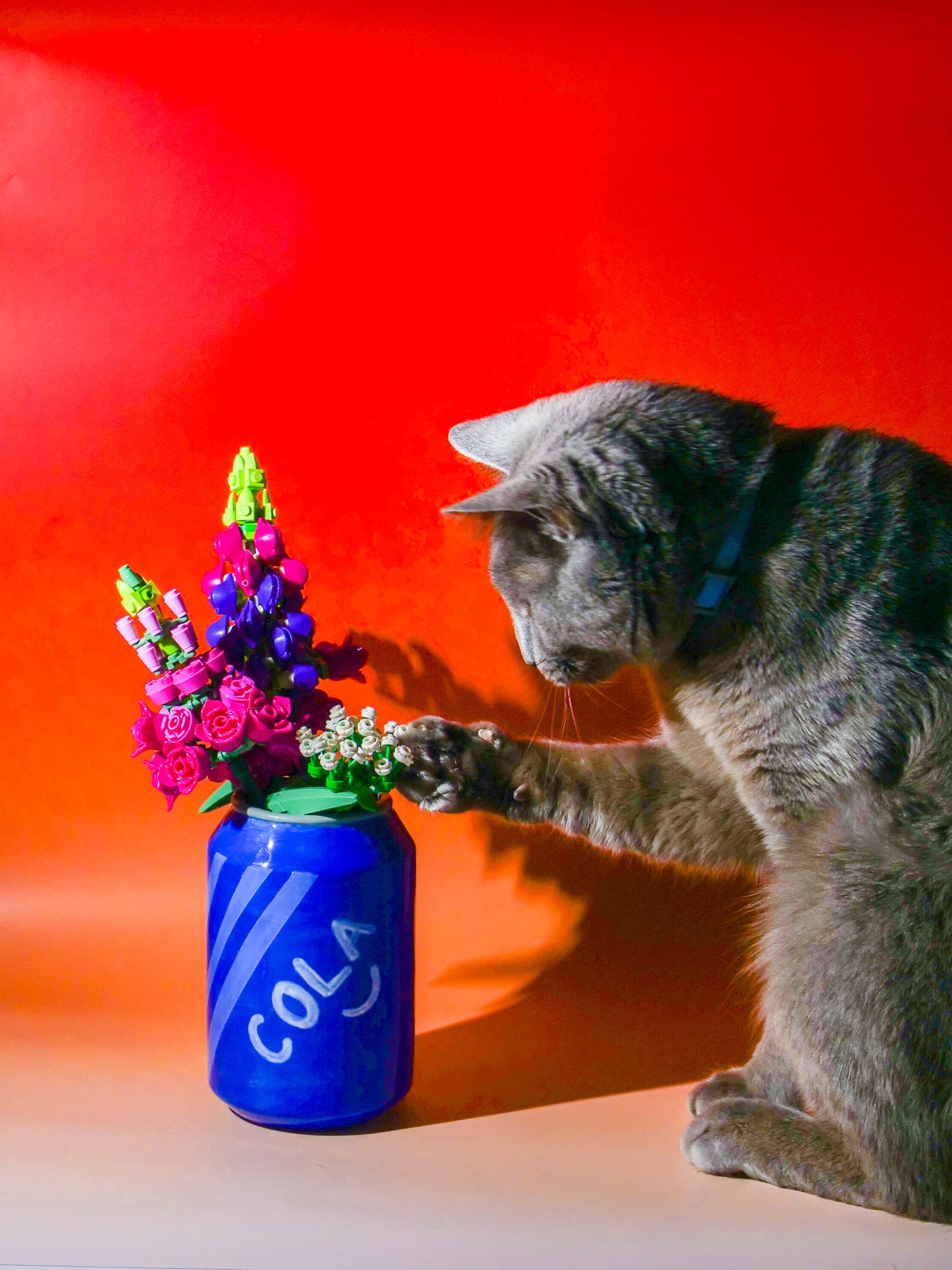 Soda can vase (blue)